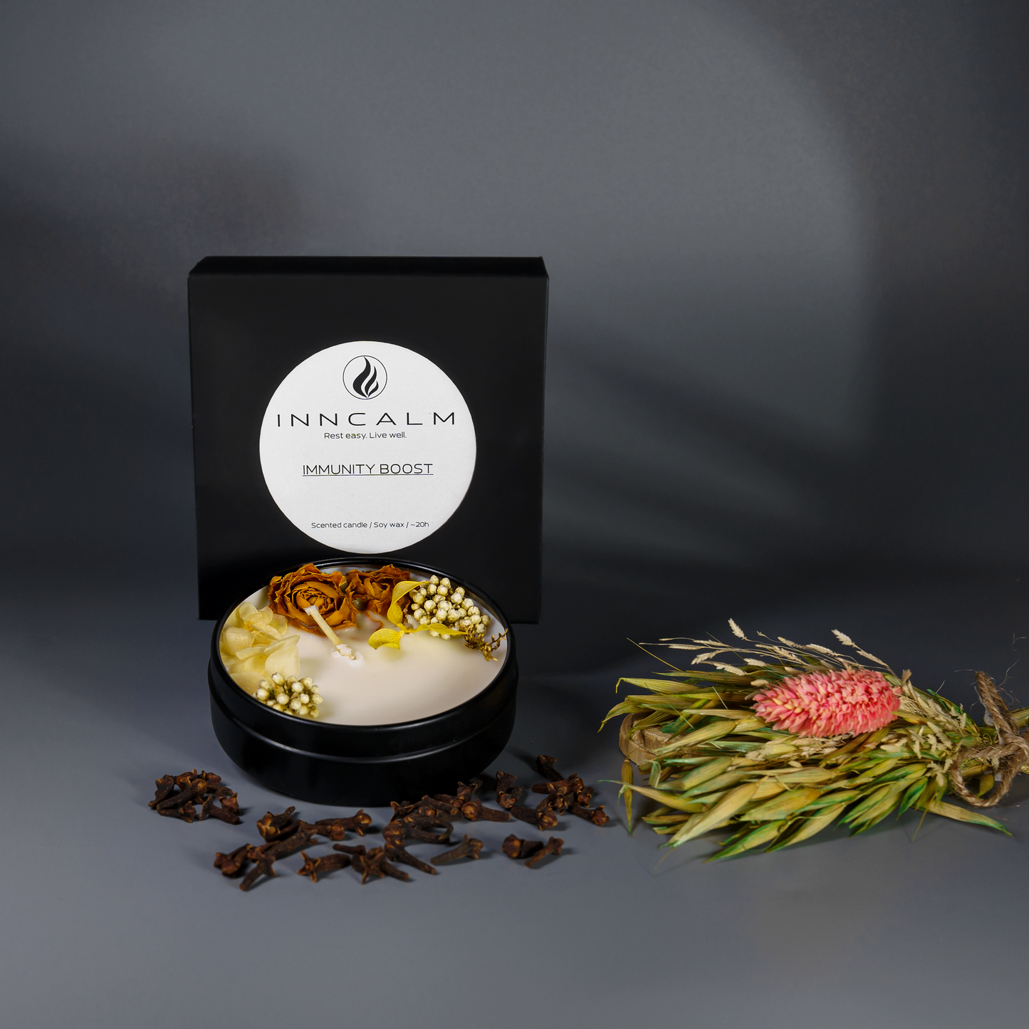Immunity Boost aromatherapy candle in a tin – elegant decor piece with a fresh floral scent for relaxation and rejuvenation.