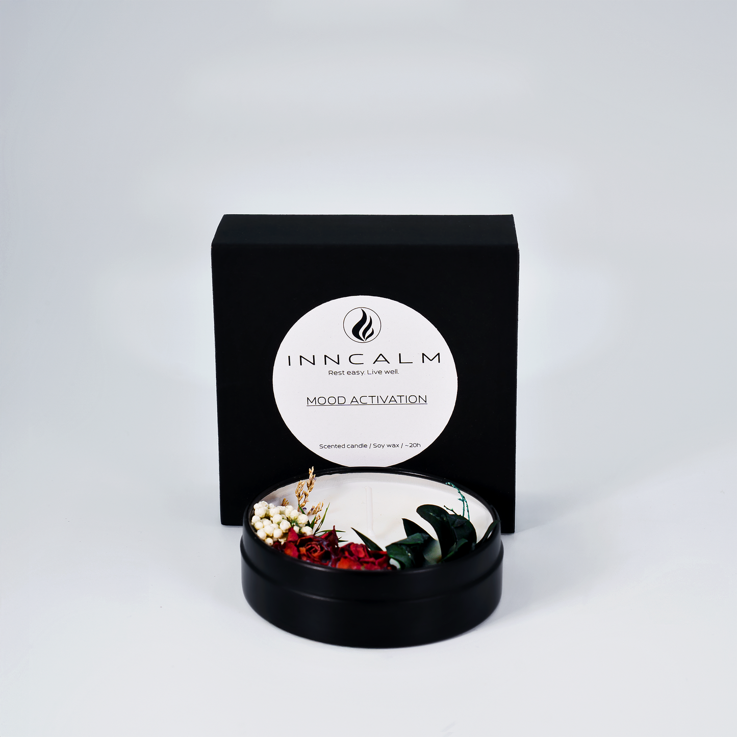 Mood Activation soy wax scented candle – back label with ingredients and benefits for an energizing and refreshing atmosphere.
