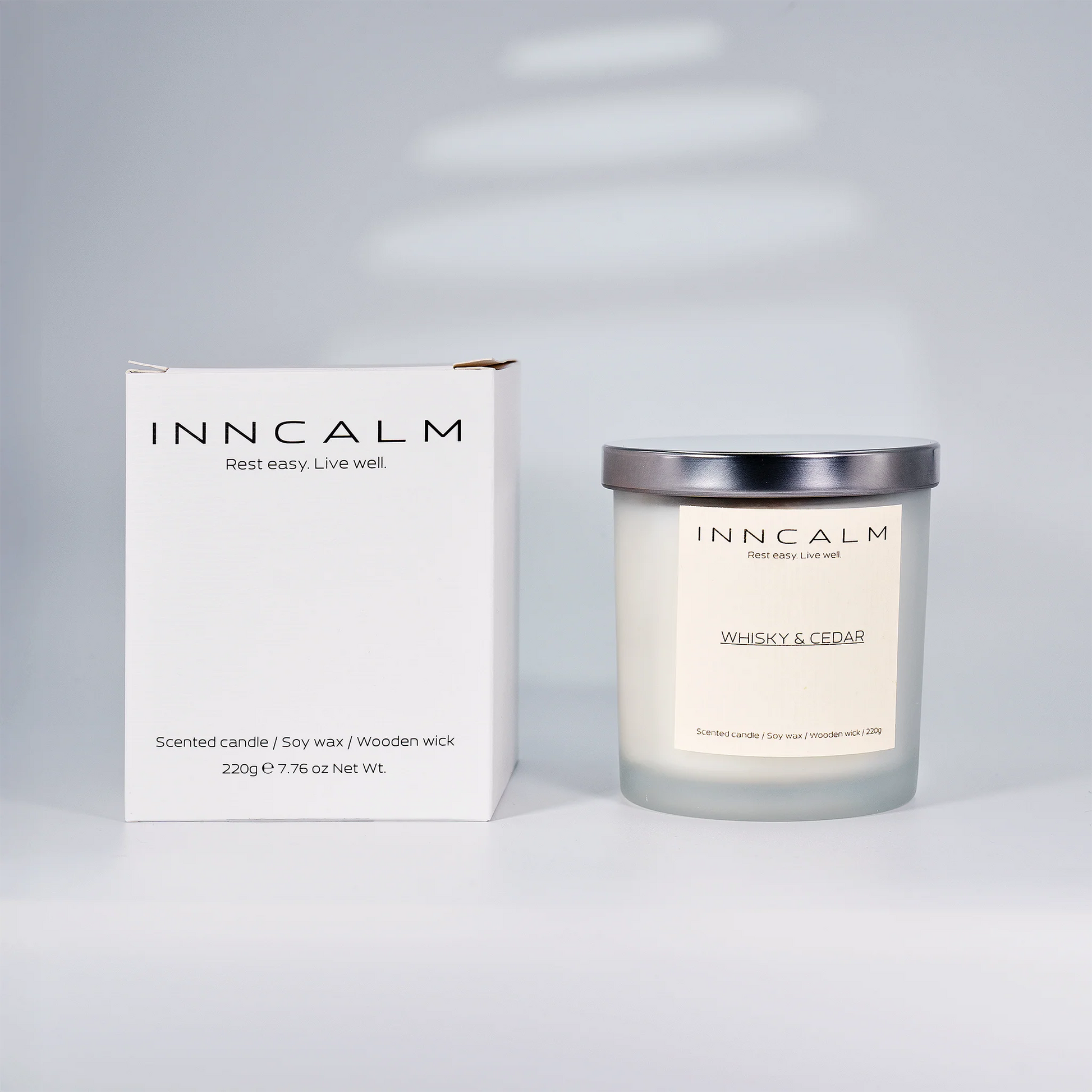 Premium packaging of Whiskey & Cedar scented candle, an ideal eco-friendly gift for men, whiskey lovers or home fragrance